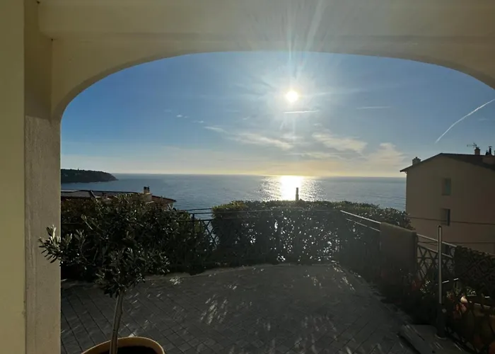 P3 Monaco Vue Рокебрюн — Кап-Мартен